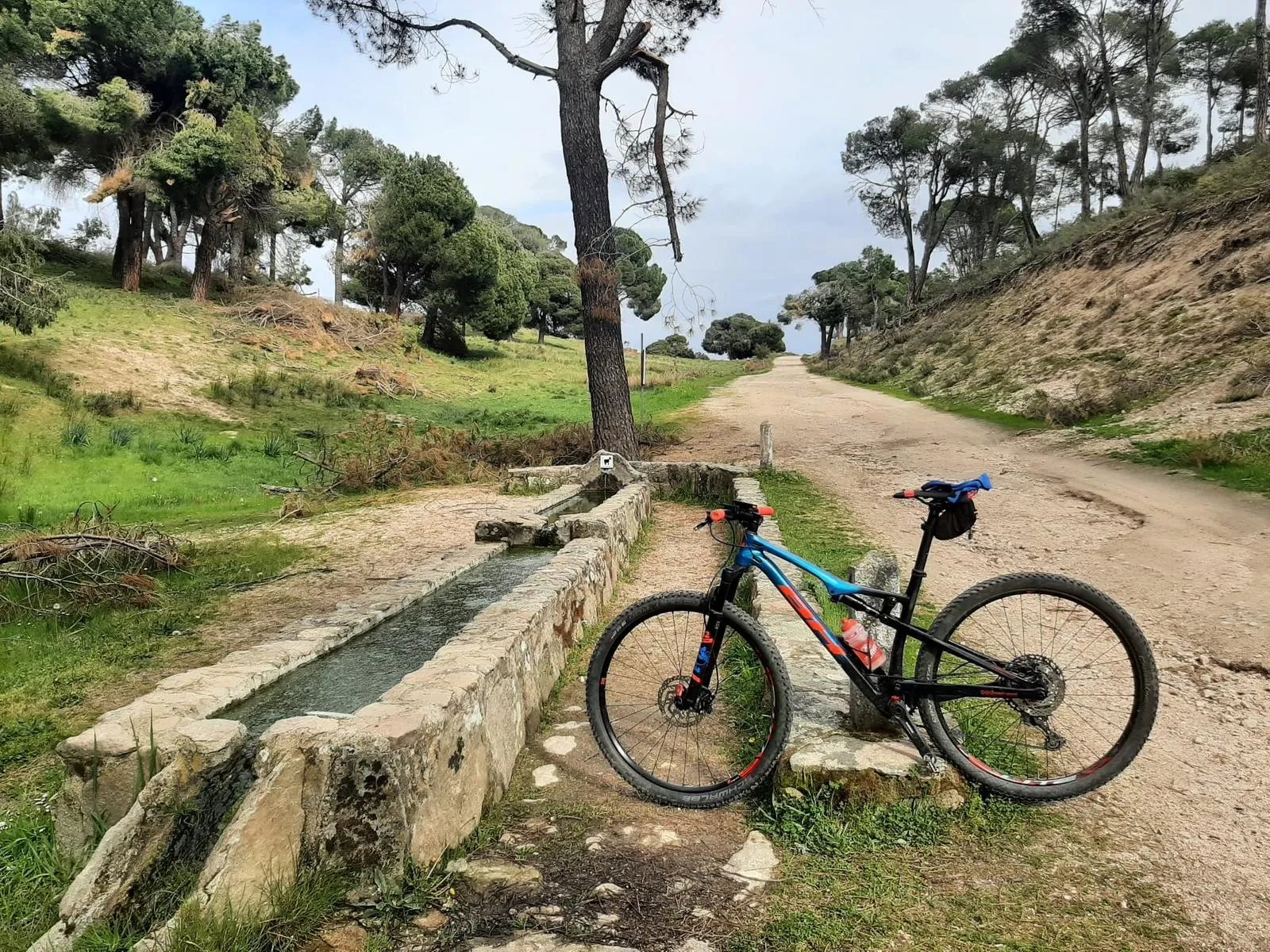 Fuente del camino del Boquerón