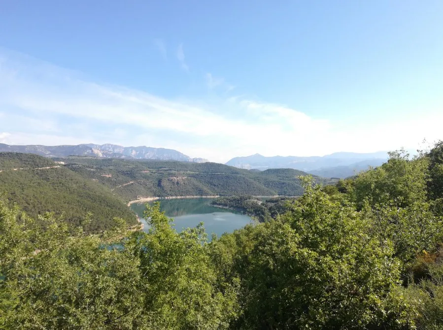 Zona do pilaret de Sant Sebastià e montanhas do Alt Urgell