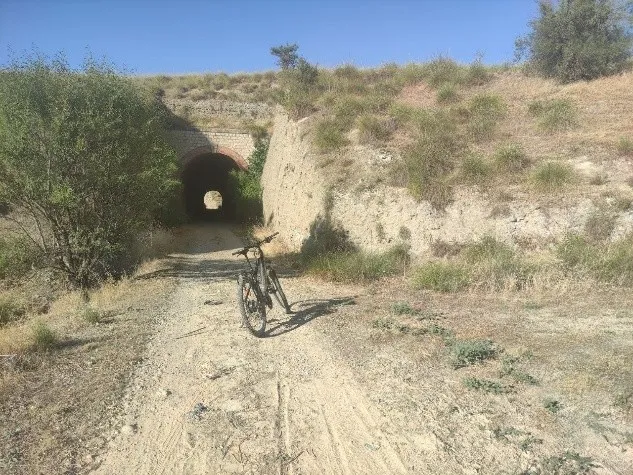 Túneles del Tren de los 40 Días